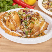 Samosa Chole Chaat (Vt.)